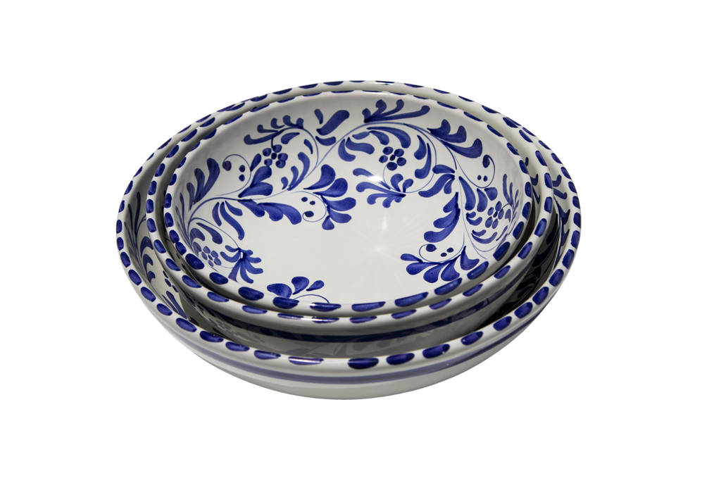 Serving Bowl in Azul Classico