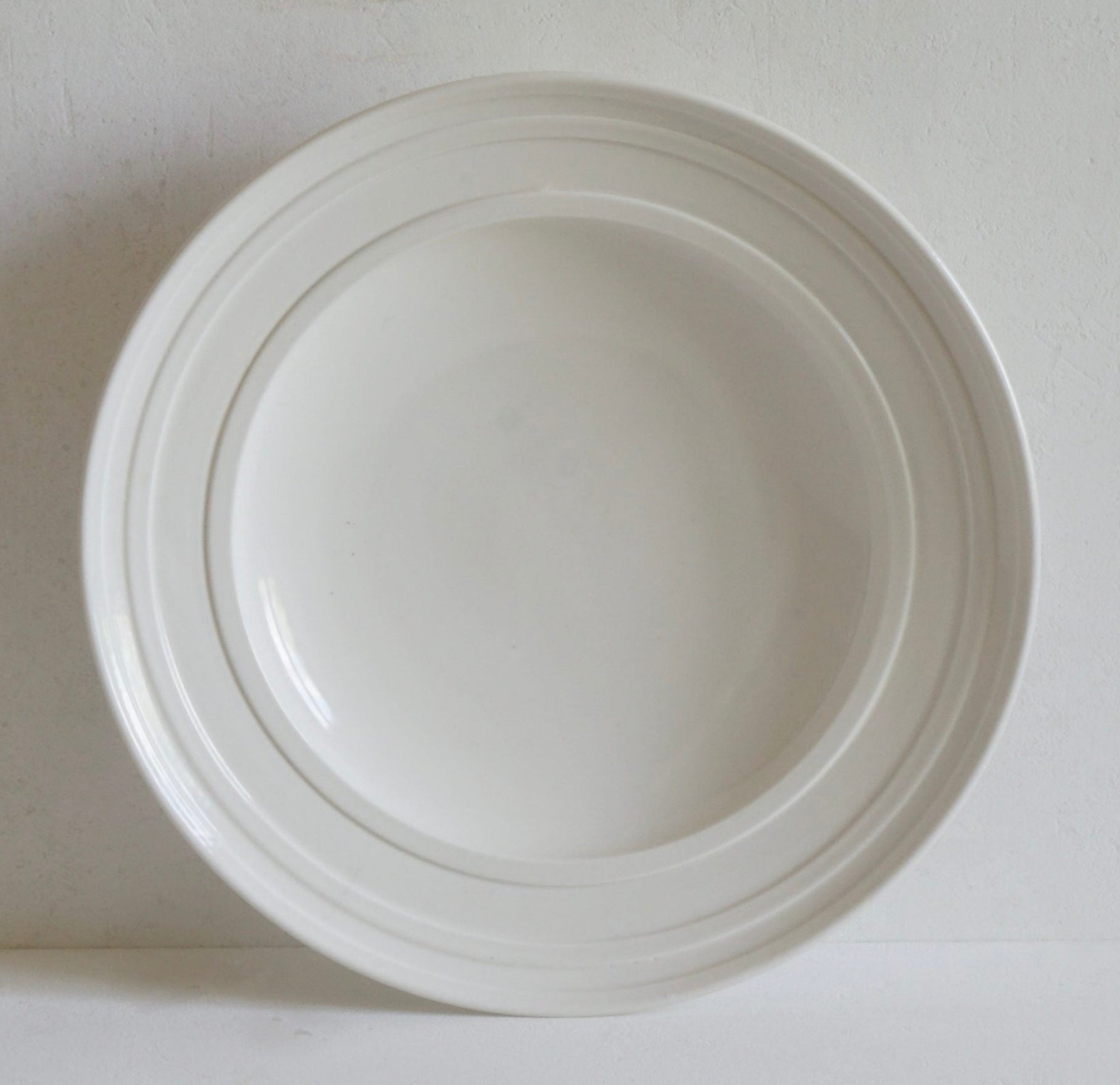 Classical Porcelain Impressed Line, Shallow Bowl 10”
