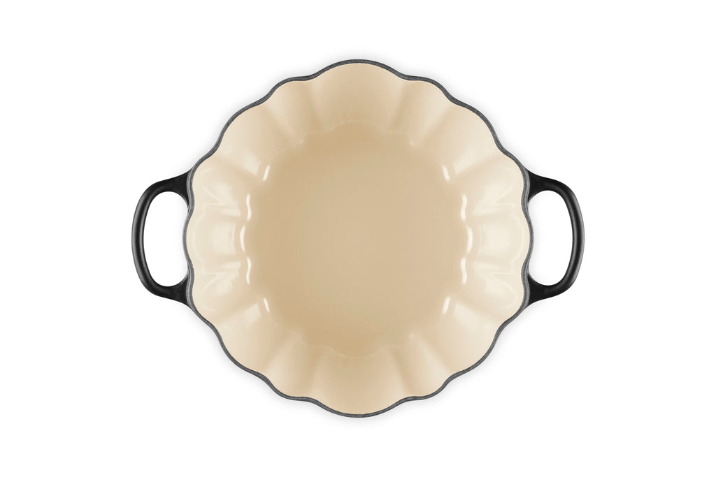 Le Creuset Signature Pumpkin Cocotte, 4 qt., Licorice
