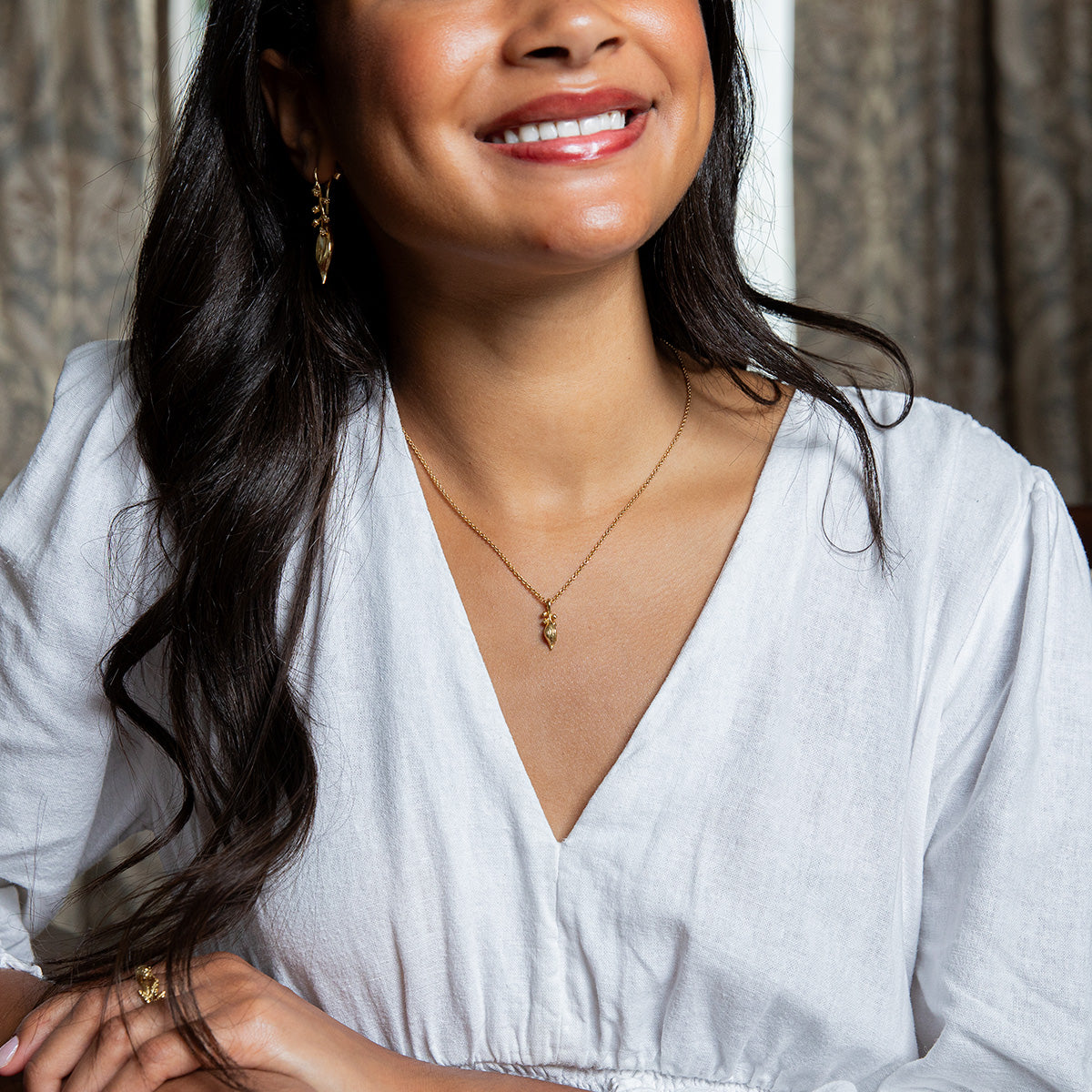 Meadow Lily Charm Necklace in Gold