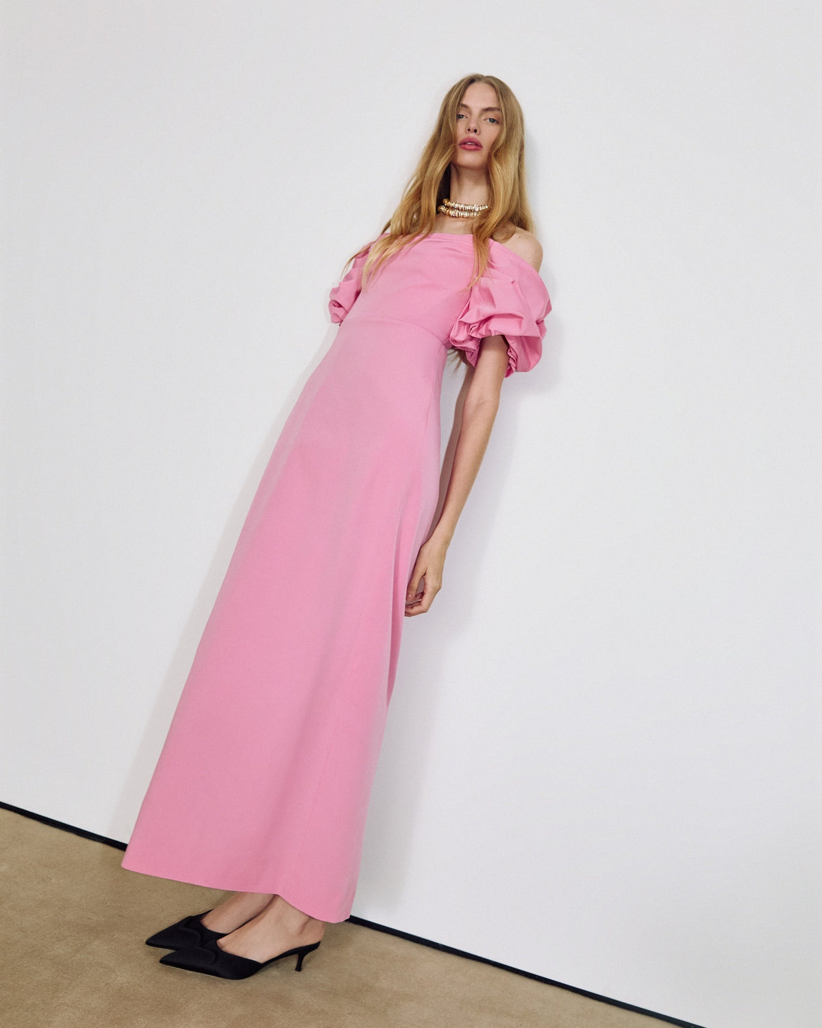 Tess Gown in Lealia Pink