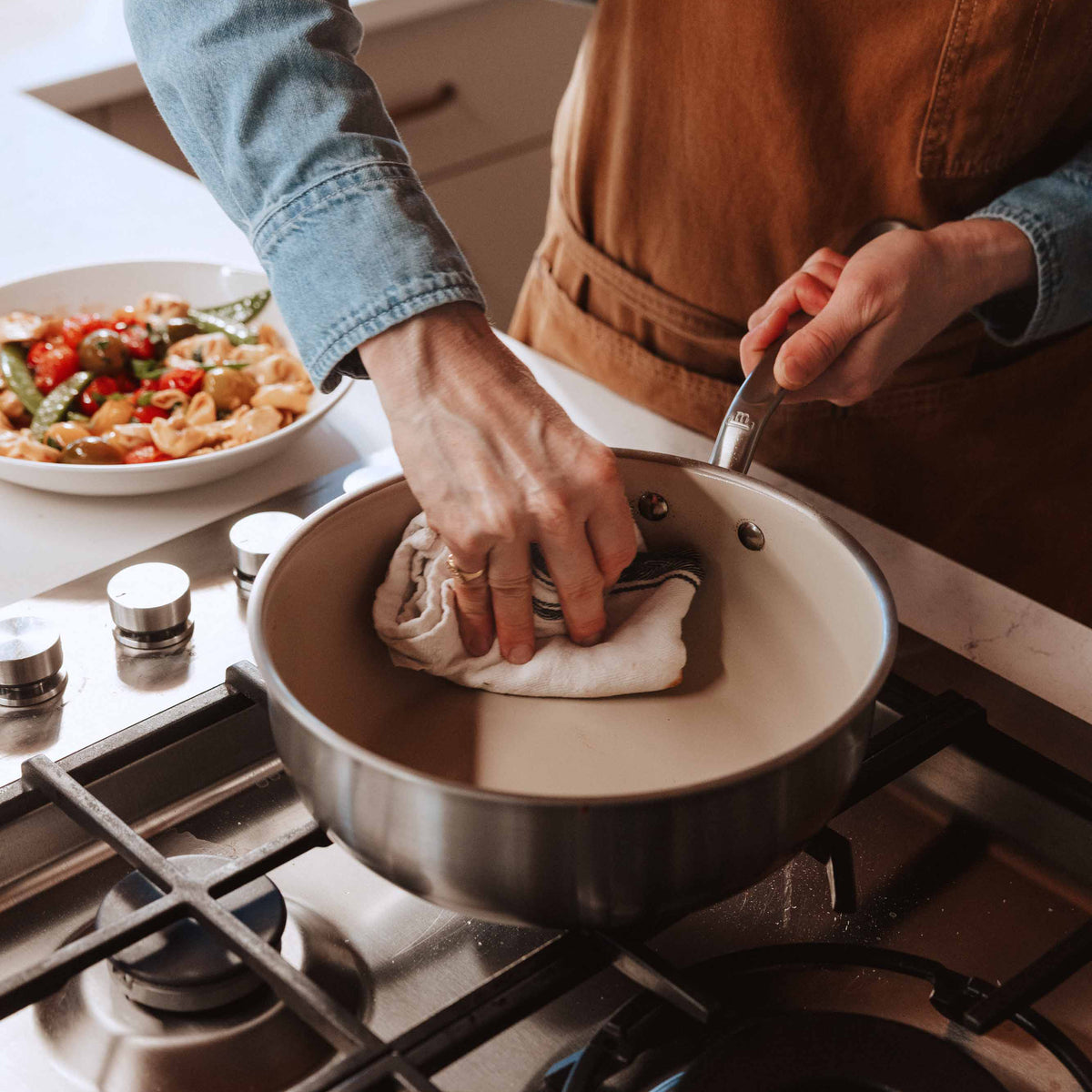 CeramiClad™ 3.5 qt Saute Pan with Lid