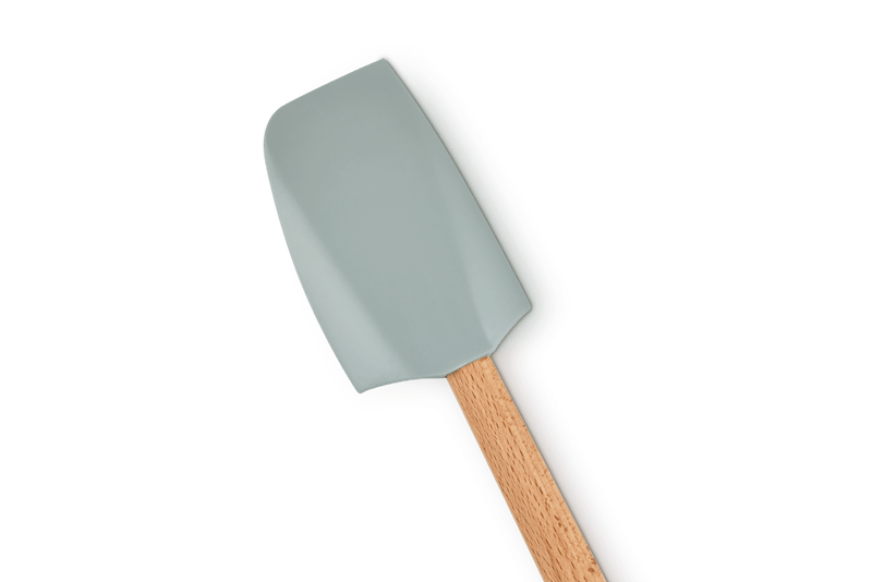 Signature Silicone Medium Spatula in Sea Salt