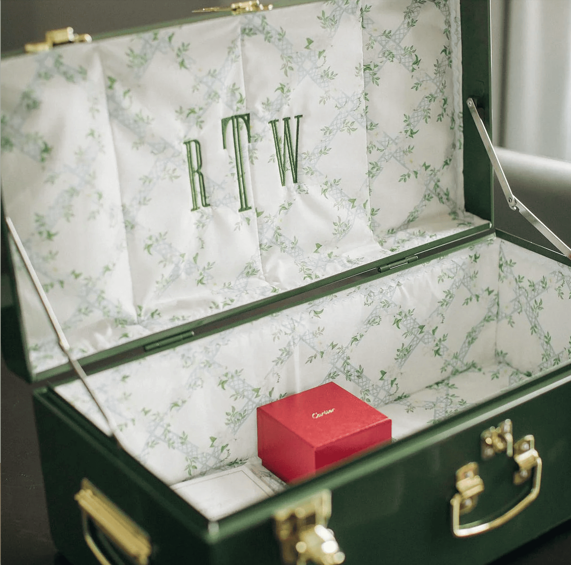 Wedding Keepsake Trunk