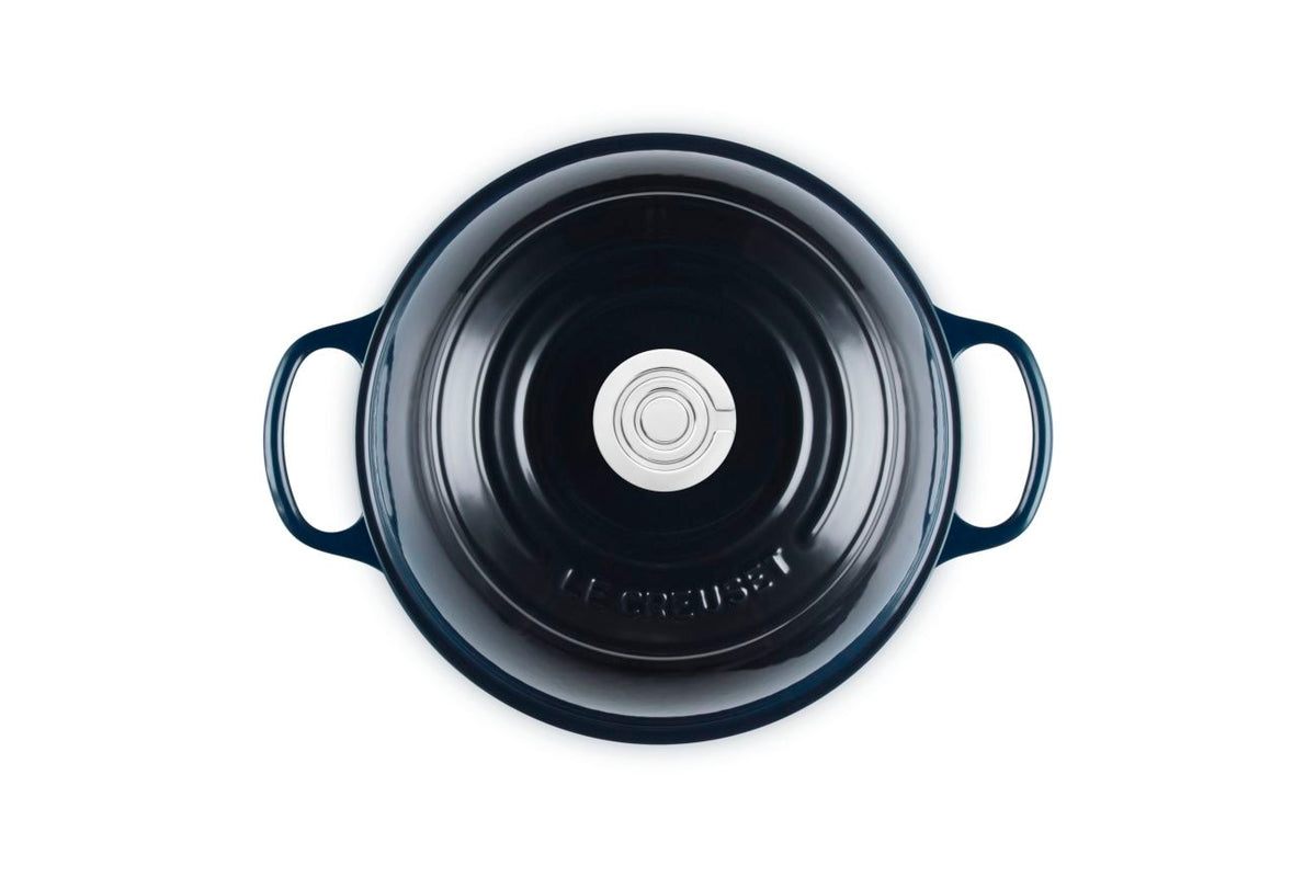 Signature Bread Oven Round 9.5" in Nuit