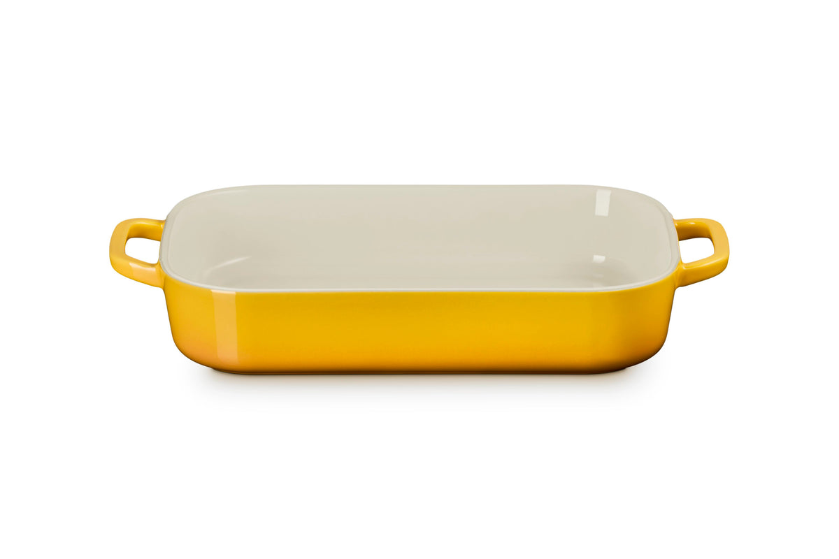 Le Creuset Shallow Rectangular Dish with Platter Lid, 3 qt., Nectar
