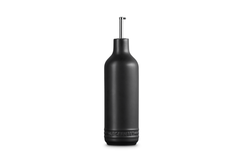 Signature Oil Cruet, 20 oz. in Licorice