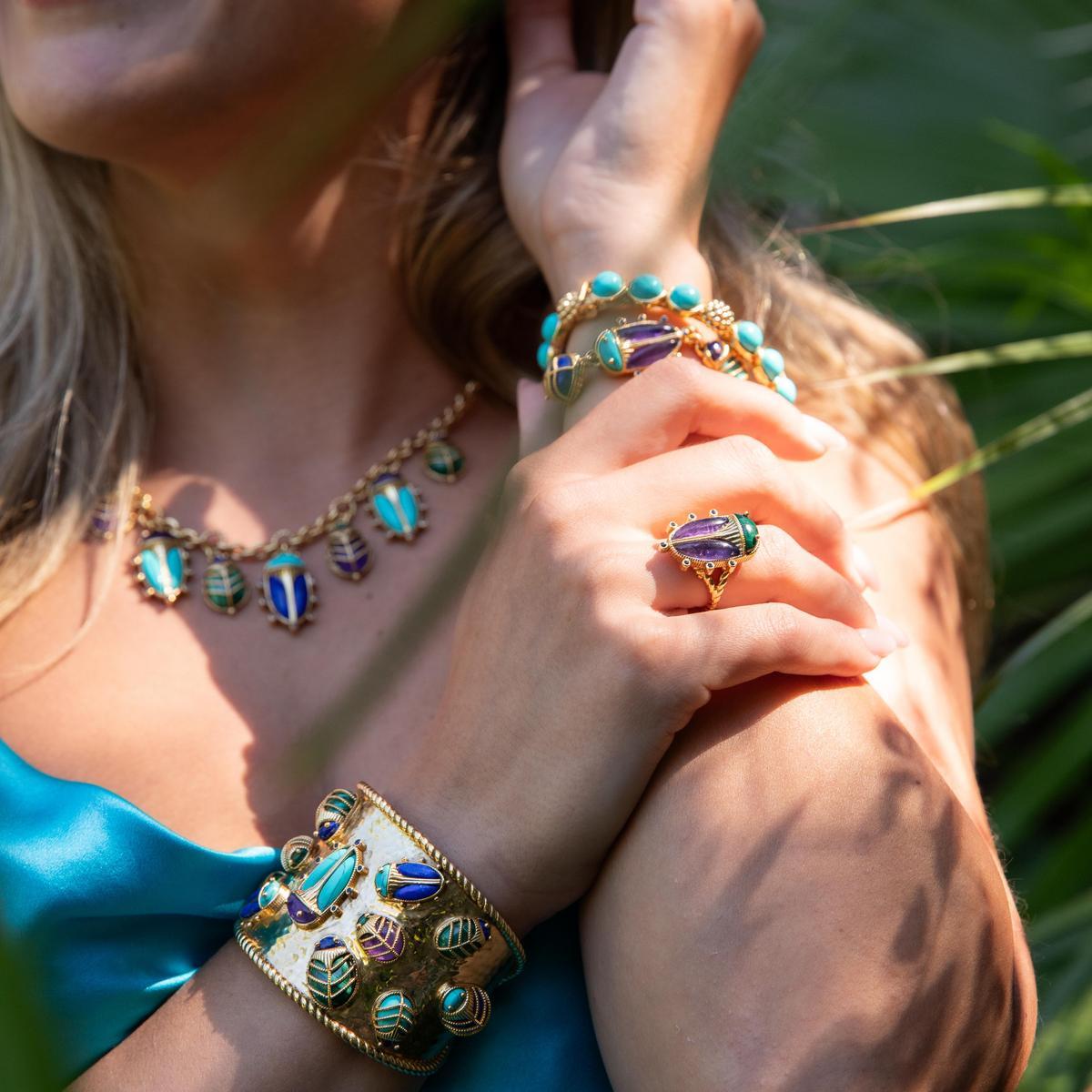 Scarab Grande Ring in Malachite/Amythest