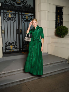 Effortlessly Elegant Gown In Emerald Green