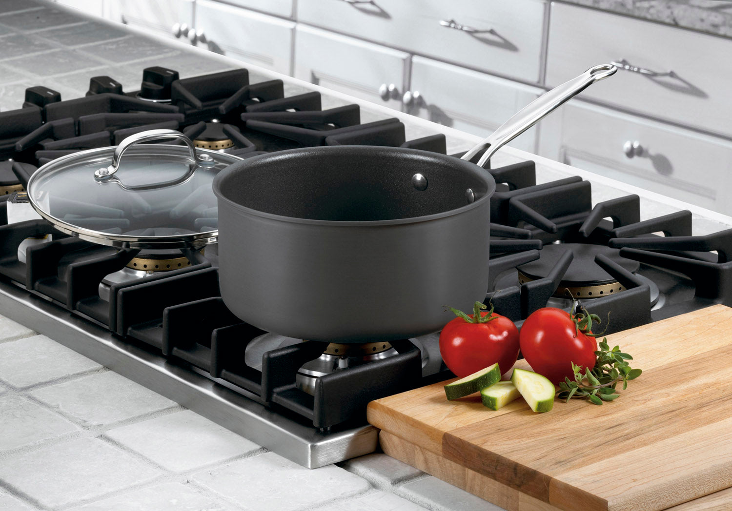 Chef's Classic® Non-Stick Hard Anodized 3 Quart Saucepan in Black