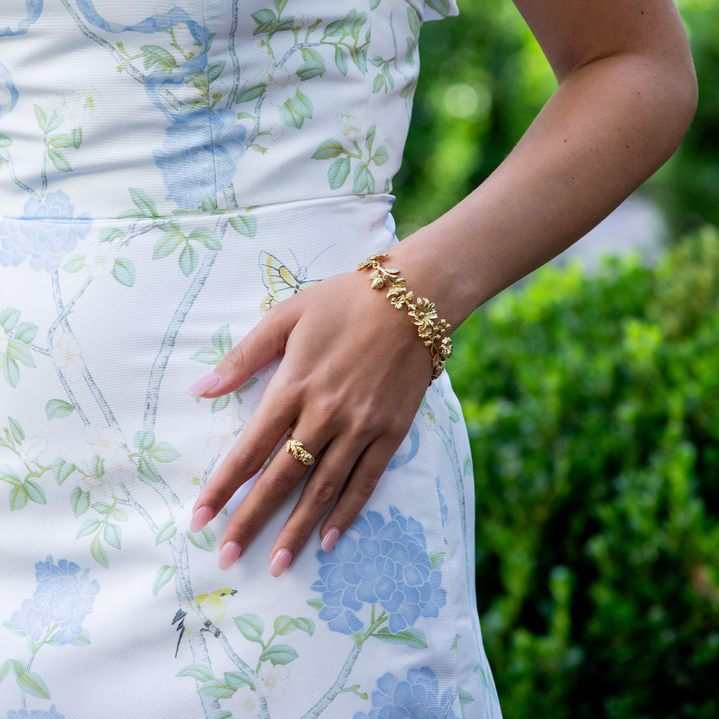 Meadow Bouquet Link Bracelet in Gold