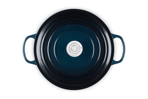 Signature Round Dutch Oven 7.25qt  in Nuit