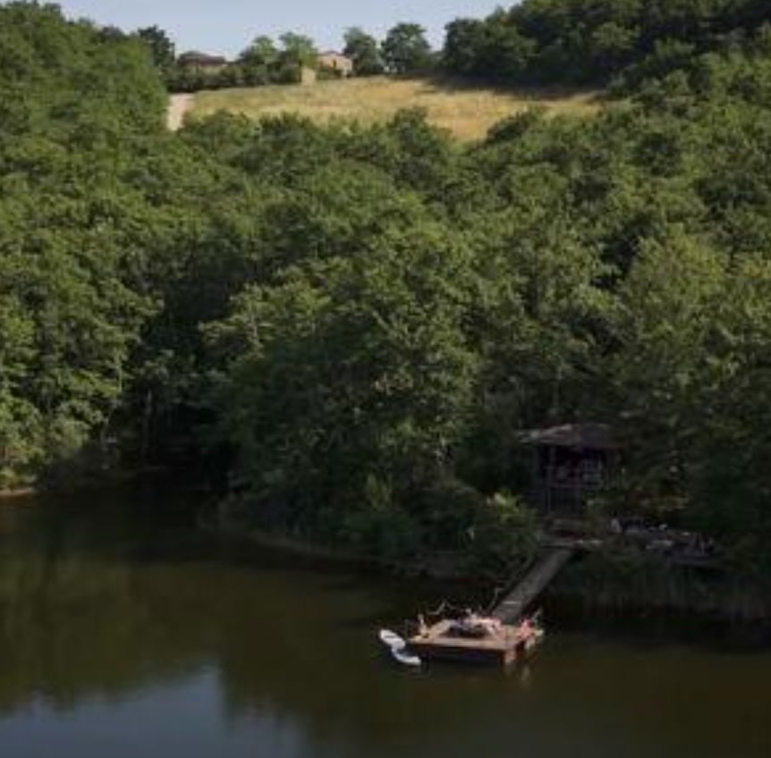A day off-grid at a secluded lake cabin, complete with boats, paddle boards, and a fridge stocked with local delicacies. A chef will handle the BBQ while we focus on the very serious business of relaxing by the water.
