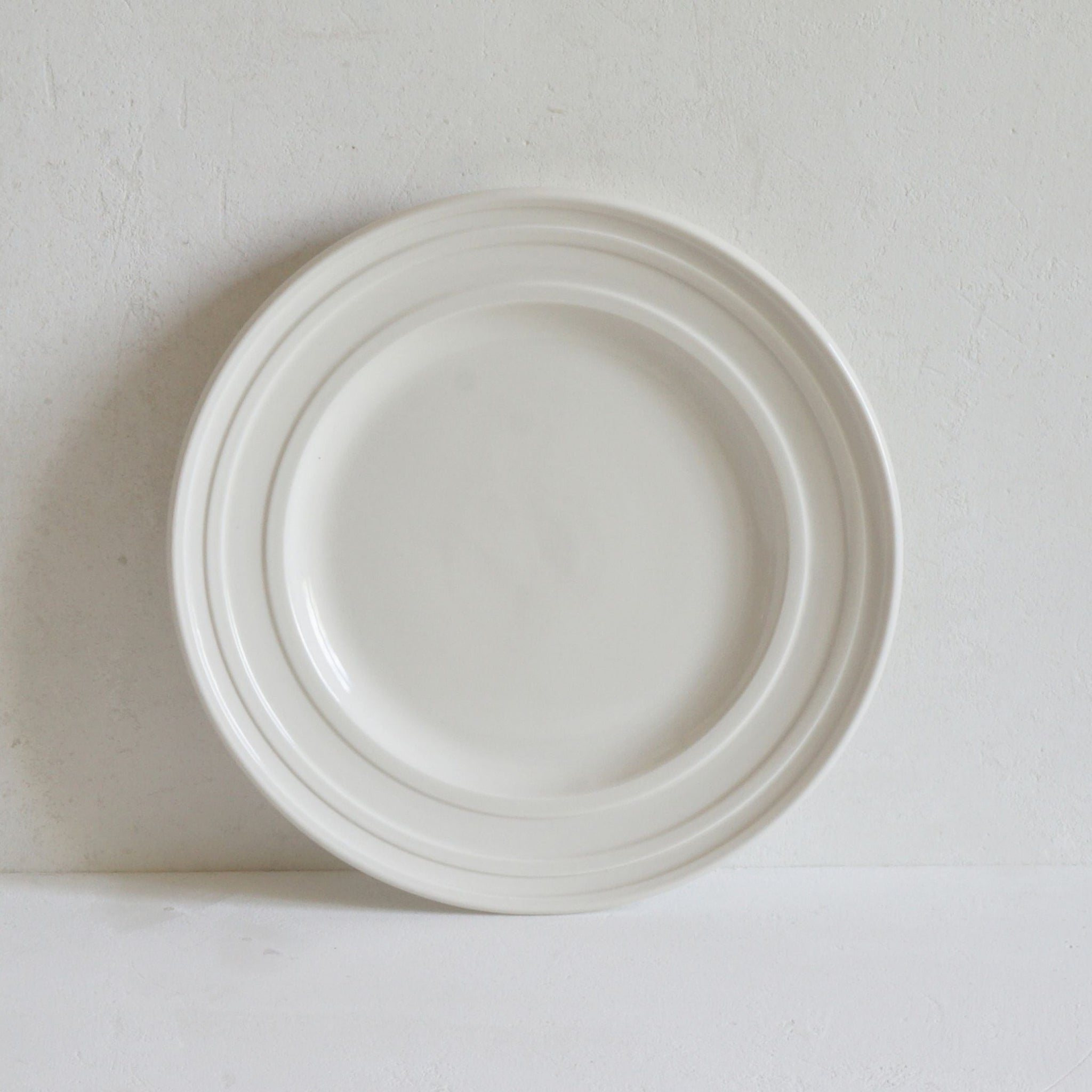 Classical Porcelain Dinner Plate