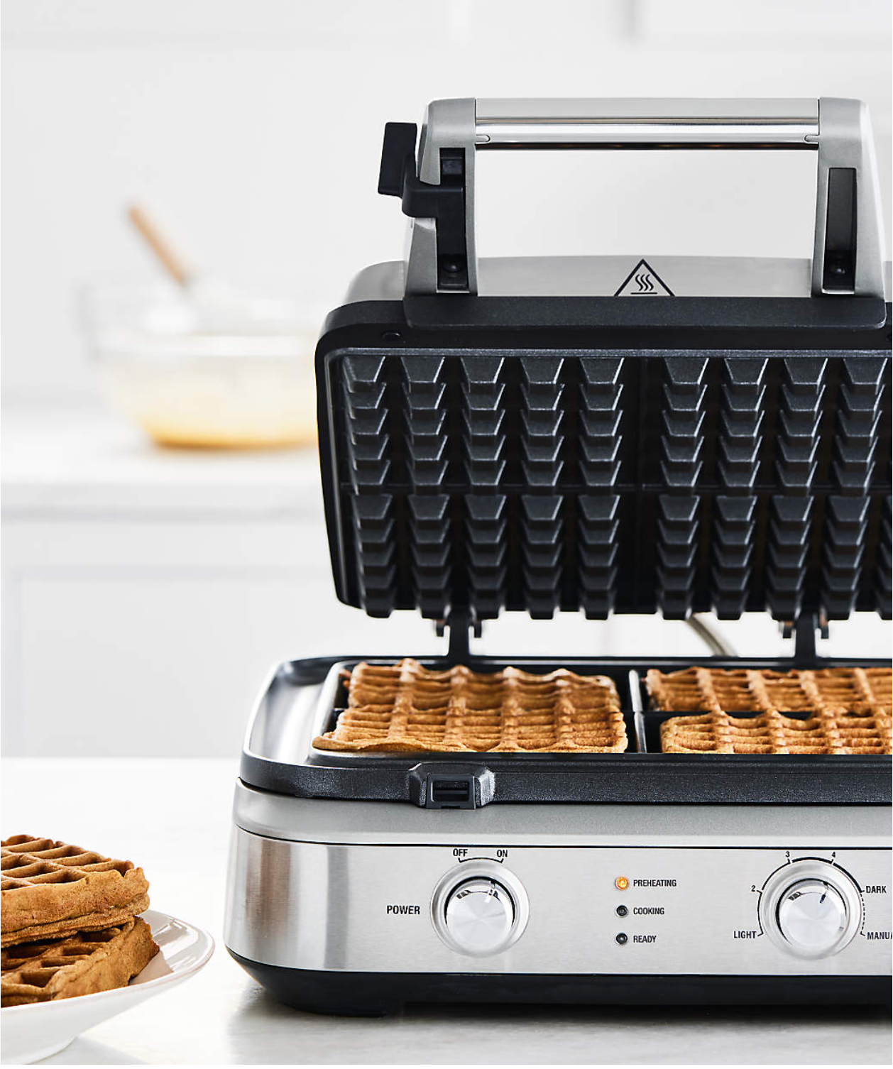 Breville ® 4-Slice Smart ™ Waffler