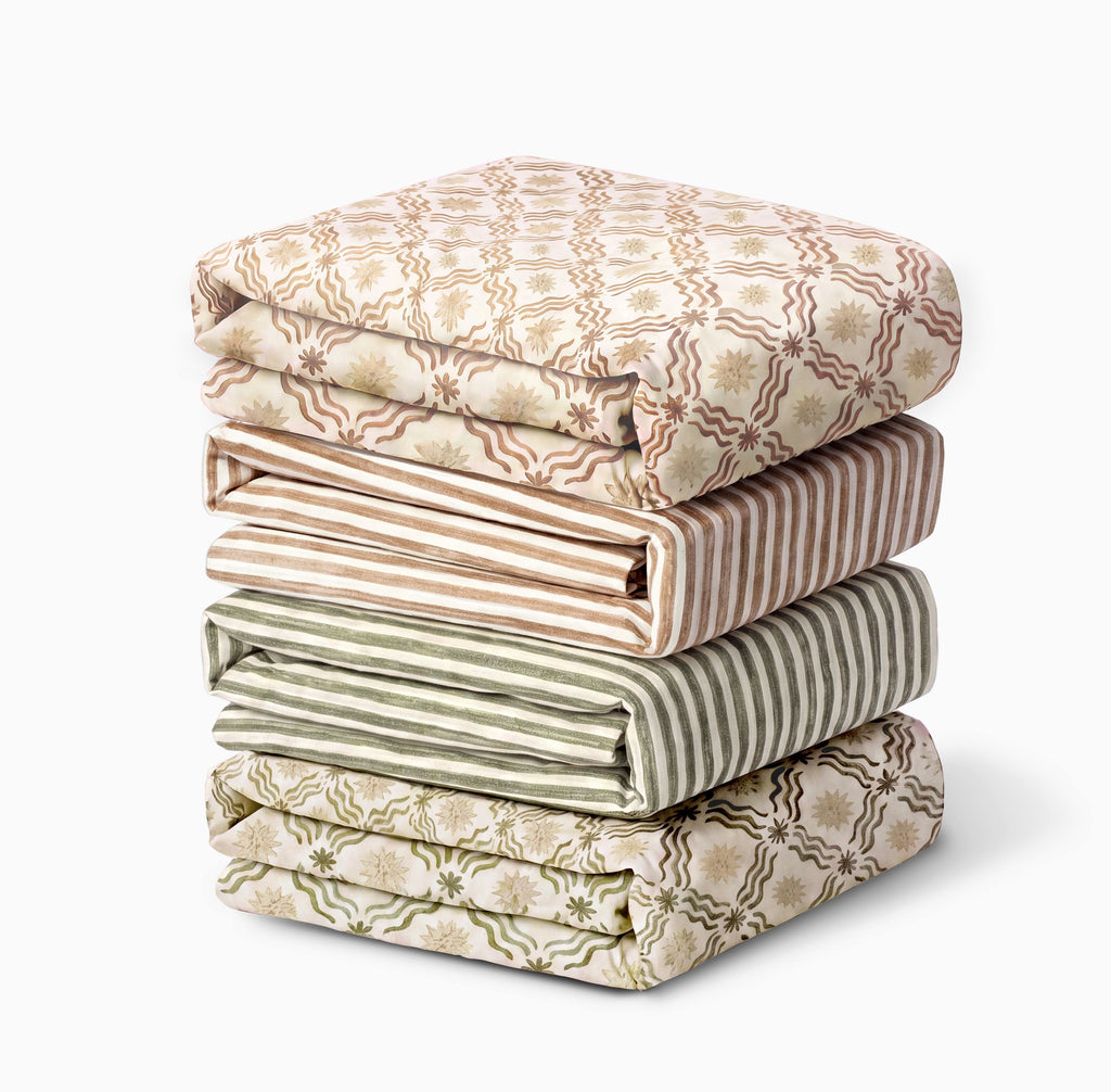 Crib Sheet in GOTS Certified Organic Brushed Cotton by Nate Berkus in Juniper Star