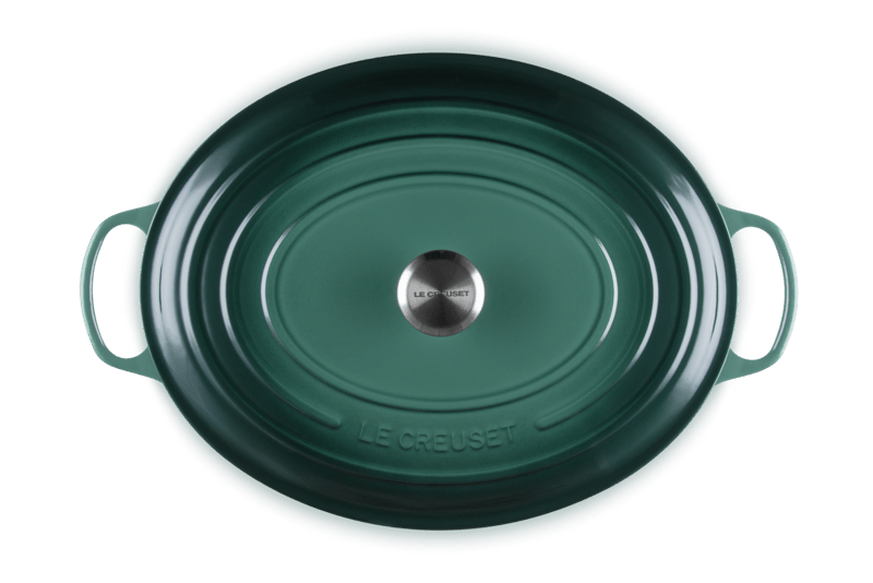 Signature Oval Dutch Oven in Artichaut 15.5 qt.