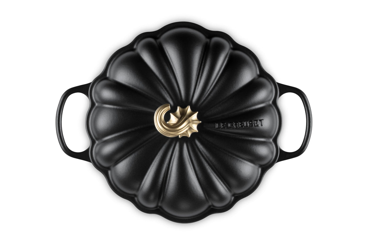 Le Creuset Signature Pumpkin Braiser, 2.75 qt., Licorice