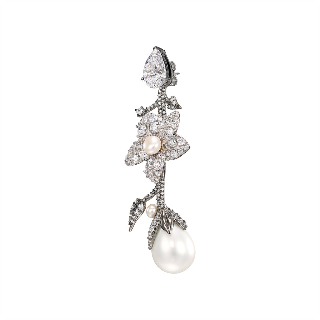 Cyclamen Pearl Earrings