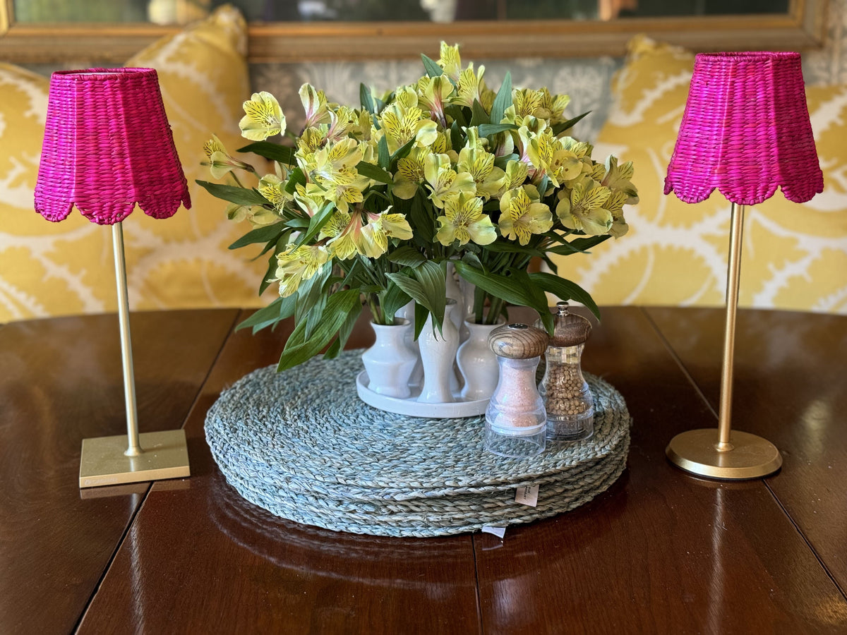 Small Seagrass Shade Cover Scalloped in Fuchsia