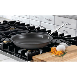 9" Nonstick Skillet in Black