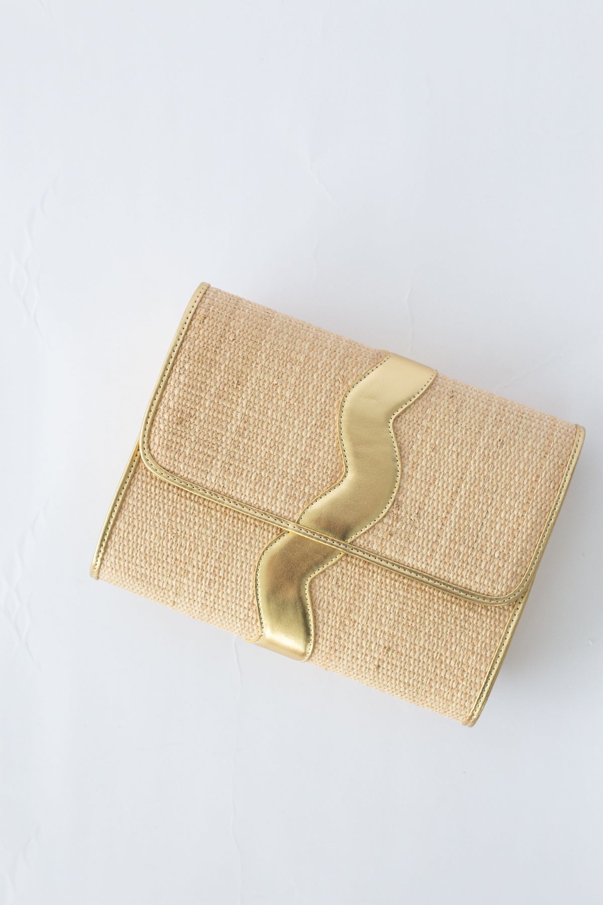 Allie Clutch in Rattan