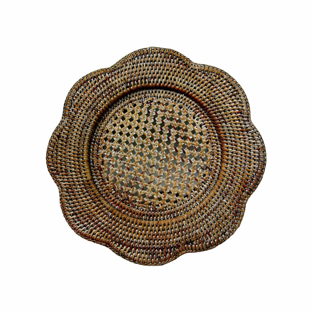 Rattan Scalloped Round Charger Plate in Natural