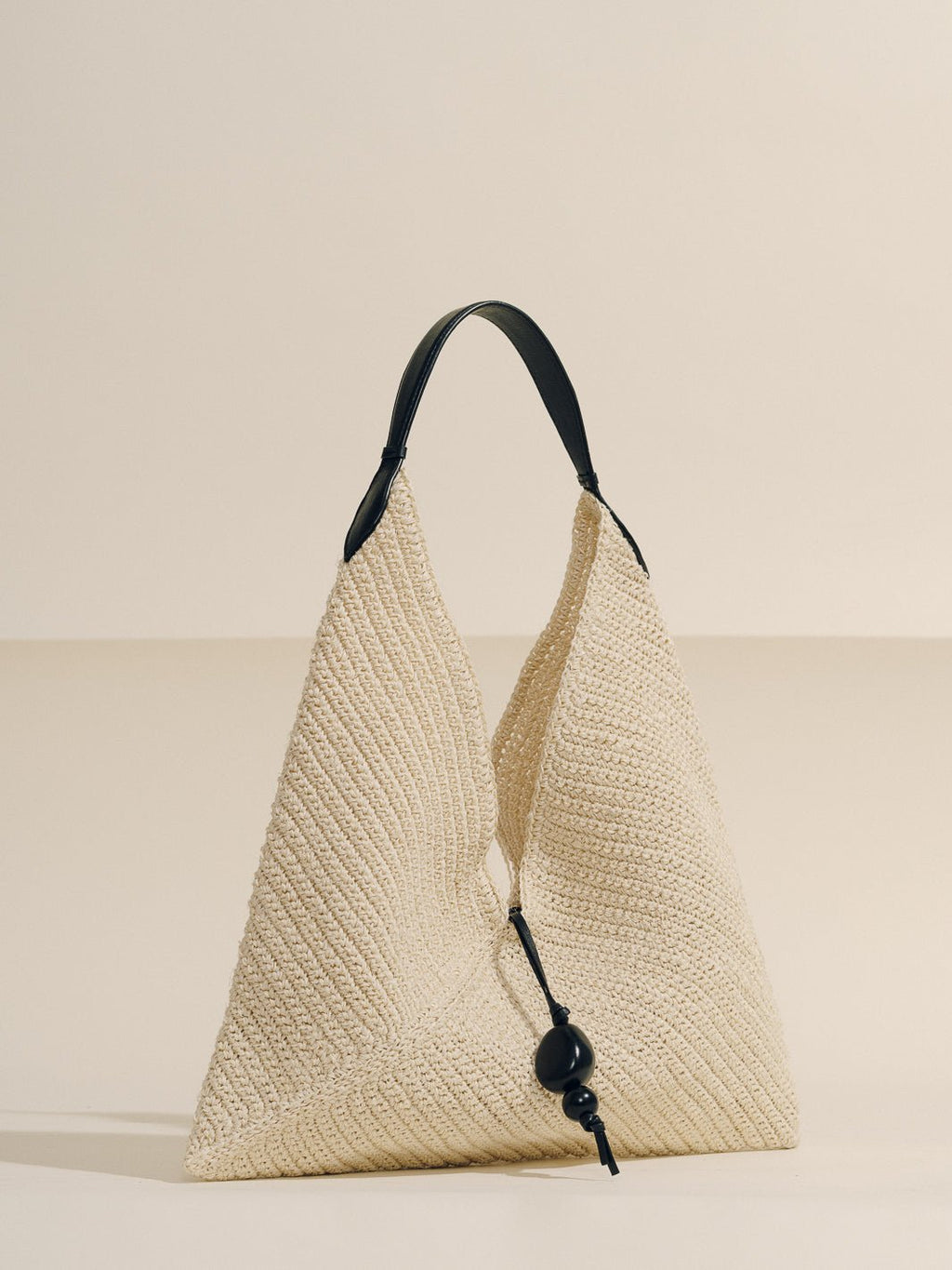 #color_black-natural-fiber