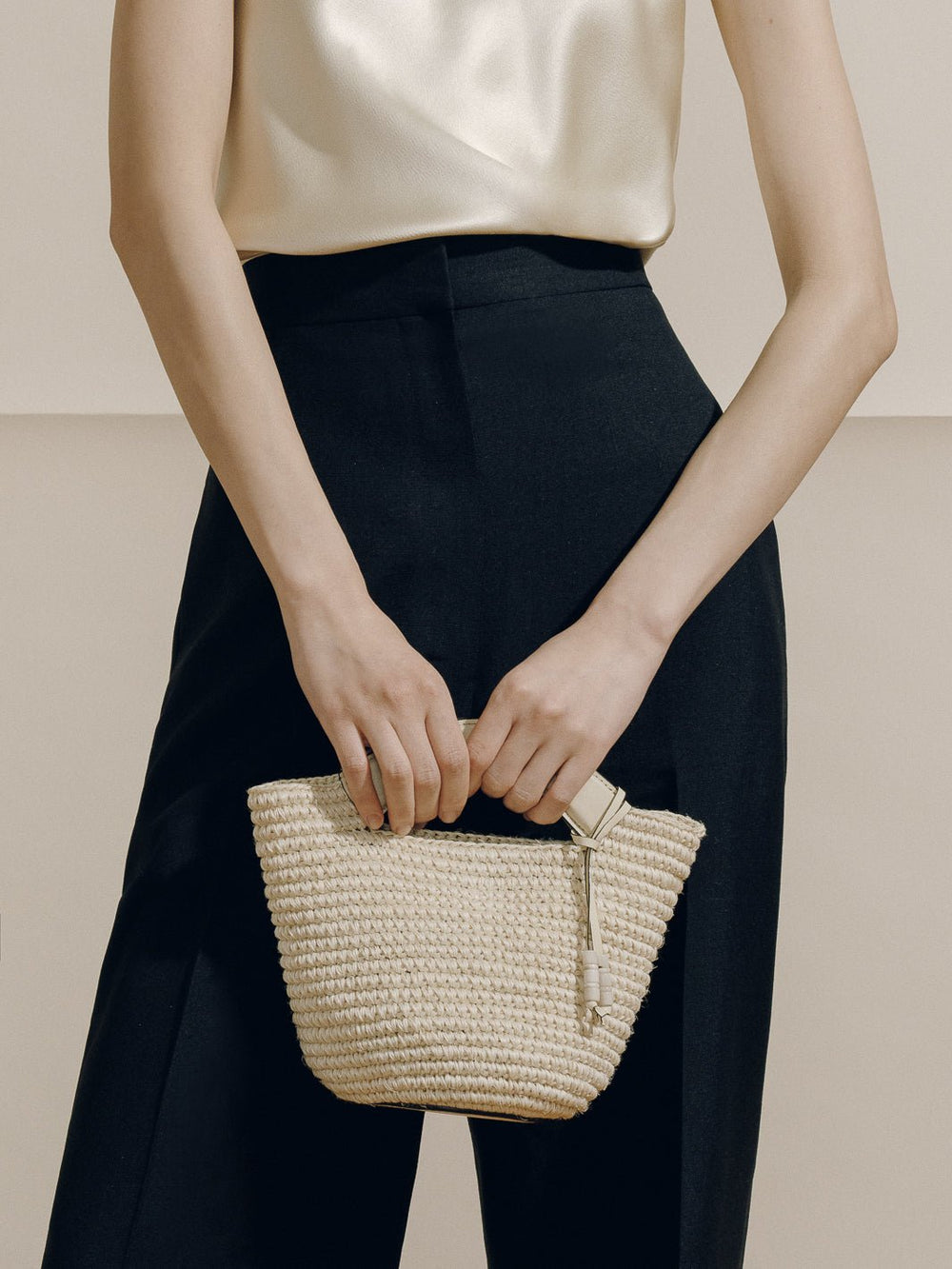 #color_oyster-natural-fiber