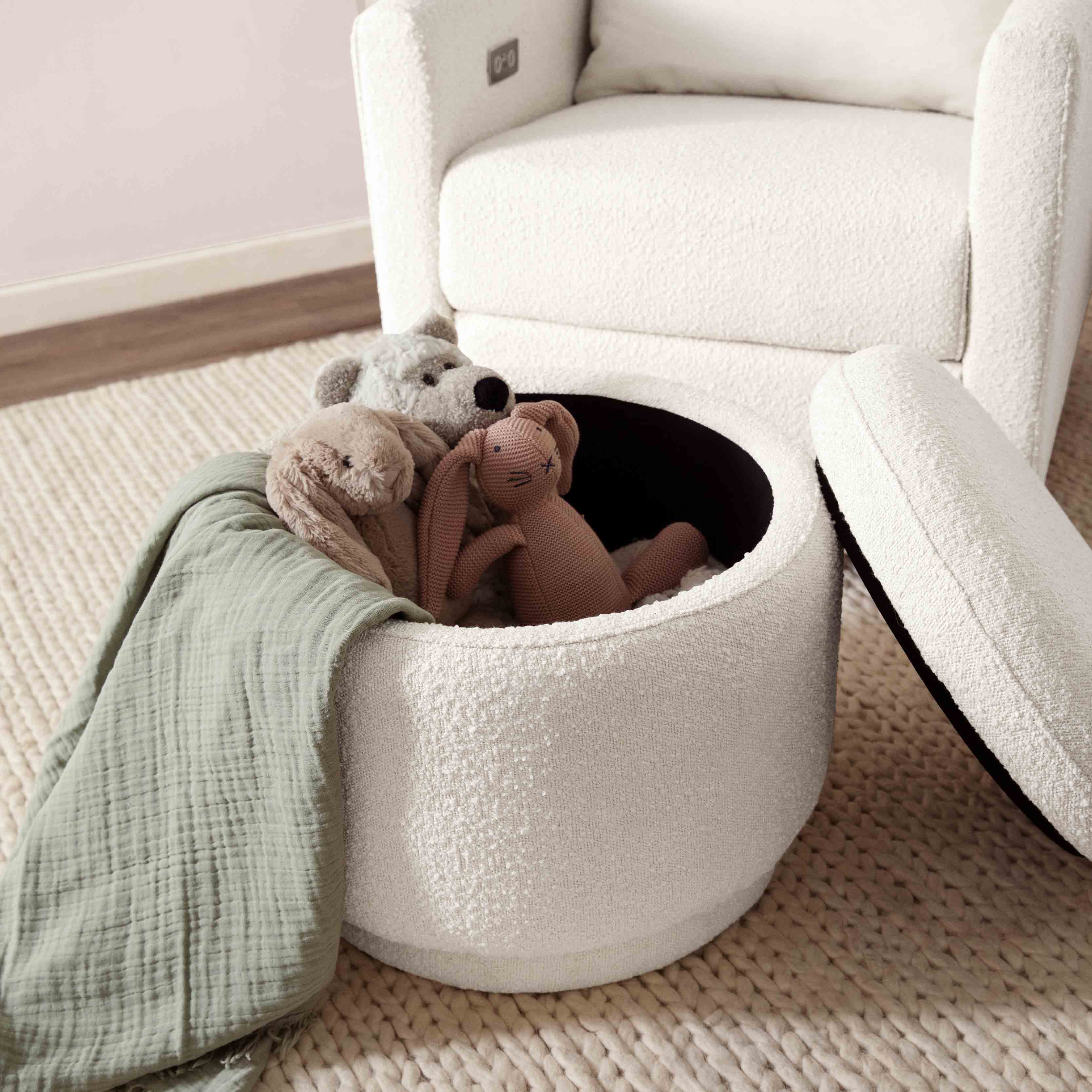 Enoki Storage Ottoman in Boucle in Ivory Boucle