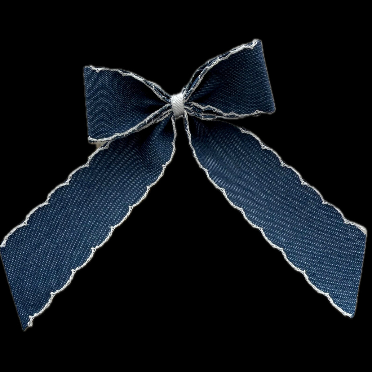 Denim Napkin Bow in Denim with White Scalloped Edge