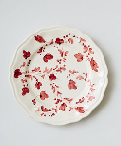 Flora Dinner Plate in Burgundy