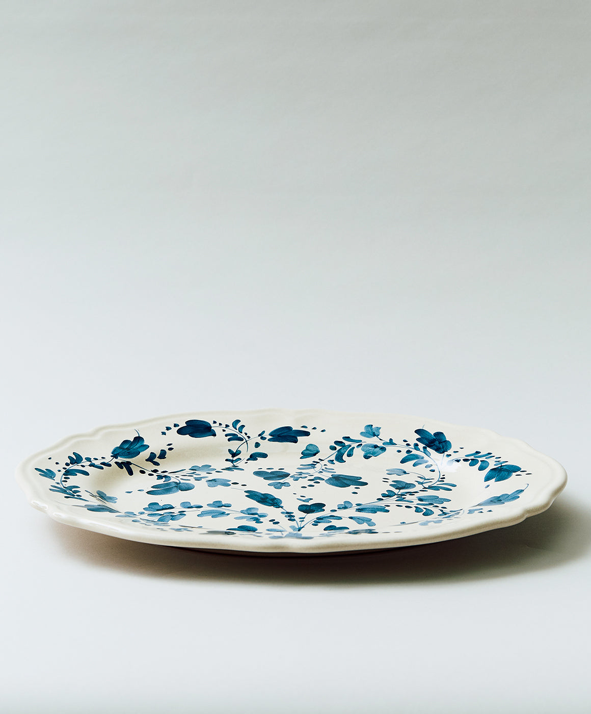Flora Large Oval Platter in Blue
