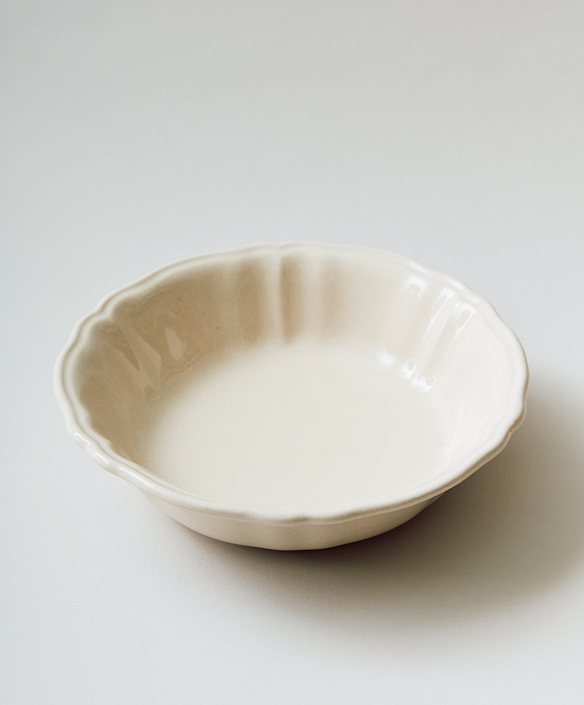 Flora Small Serving Bowl in Classico