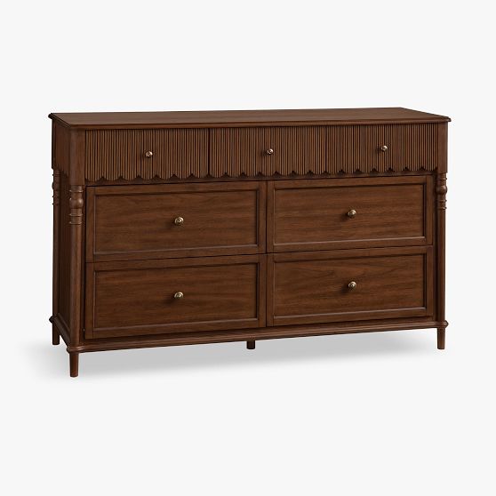 7-Drawer Scallop Dresser