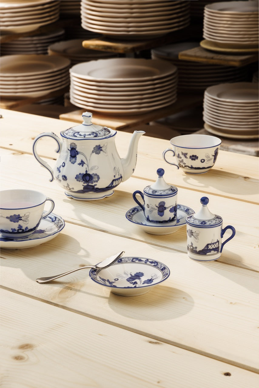 Oriente Italiano Antico Doccia Coffee Cup in Indaco