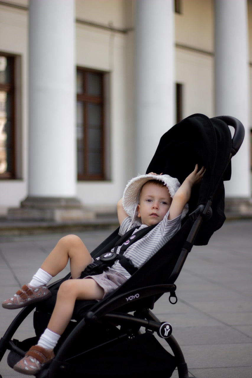 YOYO³ Stroller From 6 Months in Black on Black