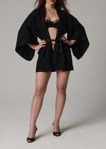 Wide sleeve kimono robe tie waist front view 