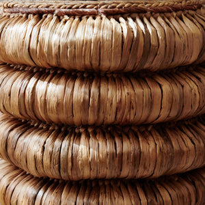 sol side table detail