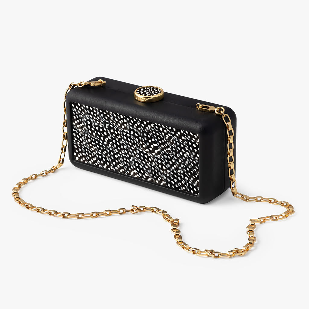 Le Marais Clutch in Guinea