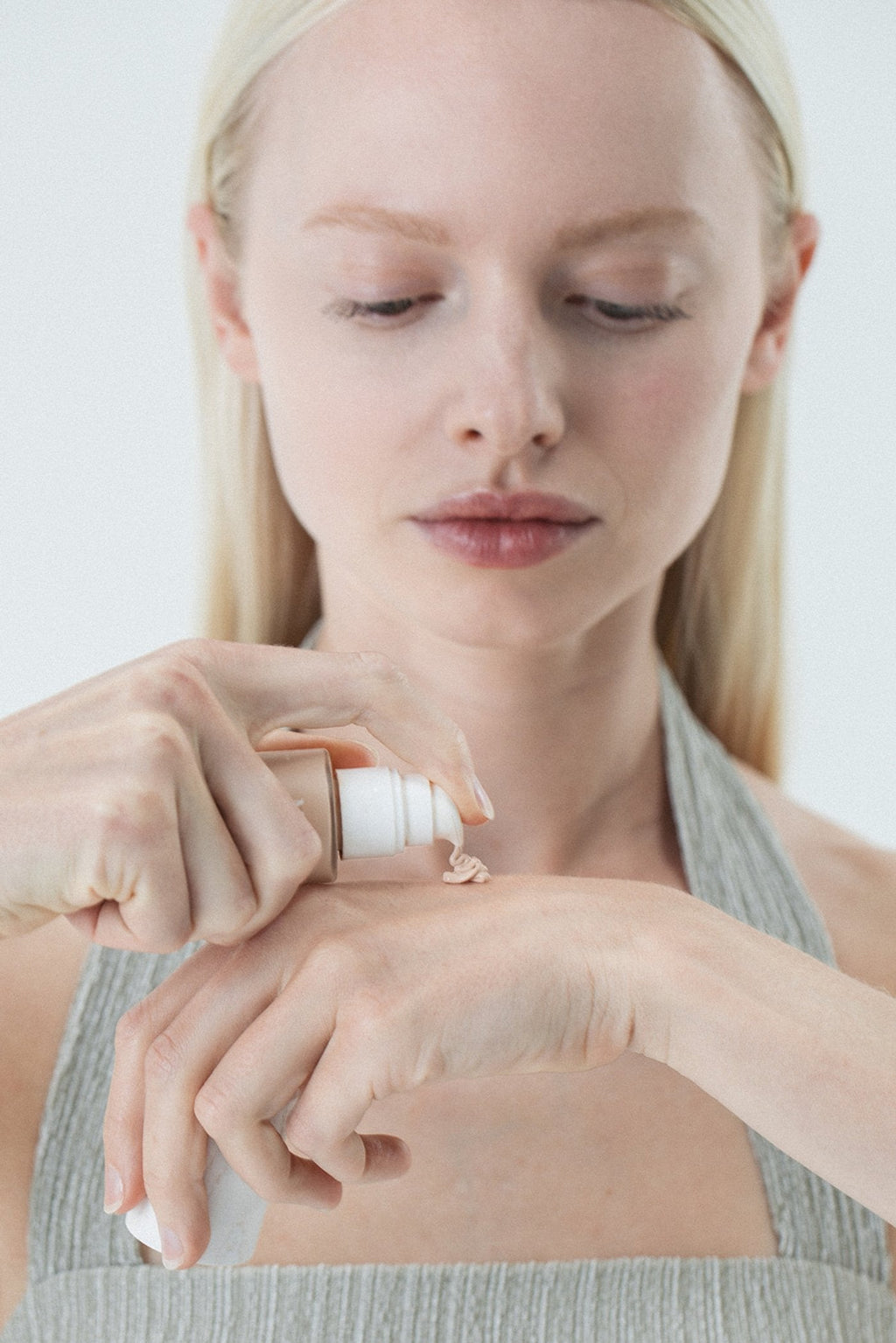 High Performance Tinted Moisturizer, Eco