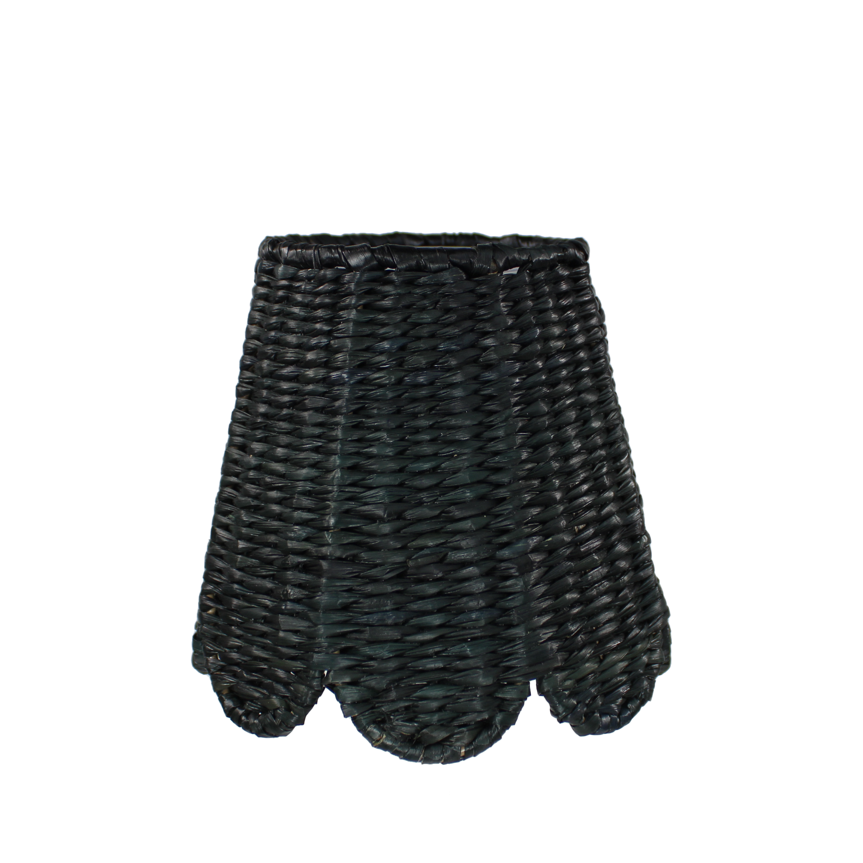 Small Seagrass Shade Cover Scalloped in Black