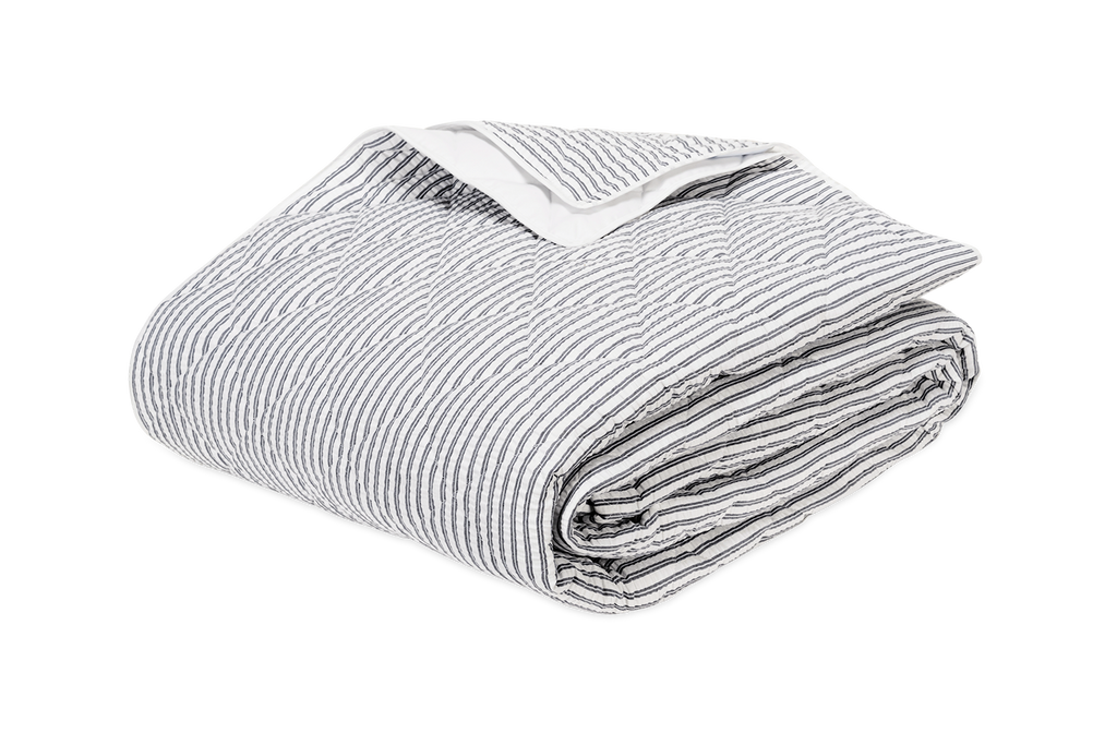 Matteo Quilt in Deep Navy
