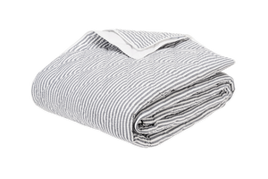 Matteo Quilt in Deep Navy