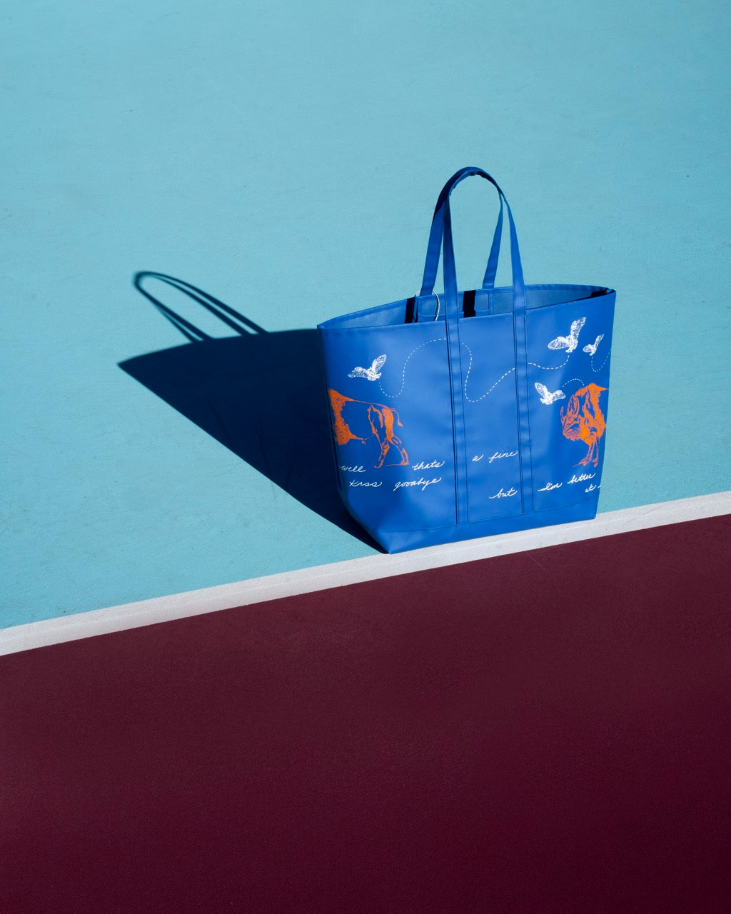 Creature Encounters Carryall in Blue