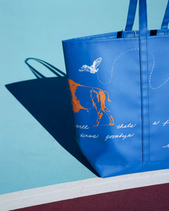 Creature Encounters Carryall in Blue