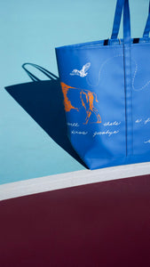 Creature Encounters Carryall in Blue