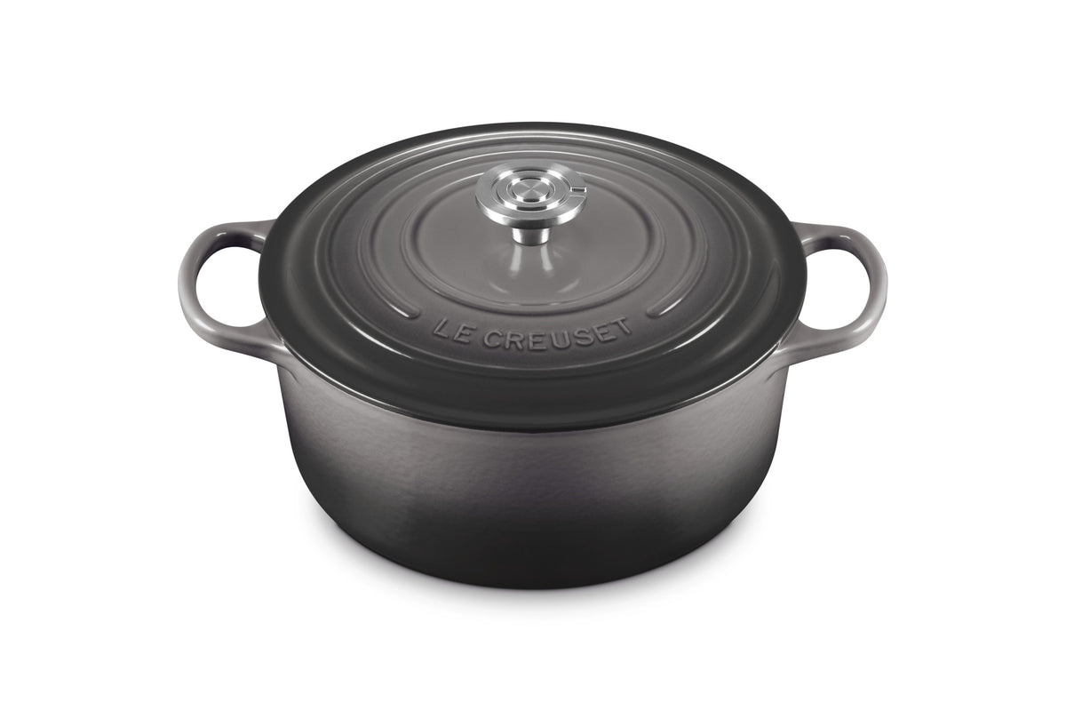 Front view of Signature Round Dutch Oven in Oyster with stainless steel knob