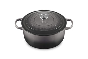 Front view of Signature Round Dutch Oven in Oyster with stainless steel knob