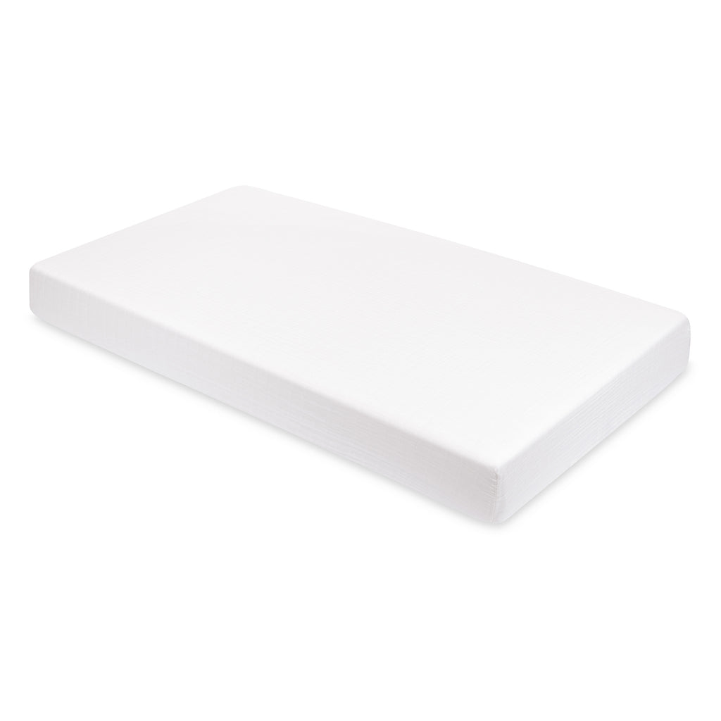 Crib Sheet in GOTS Certified Organic Muslin Cotton in White